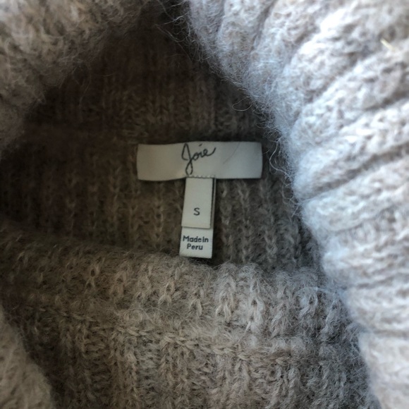 Joie Sleeveless Turtle Neck Sweater - Picture 4 of 8